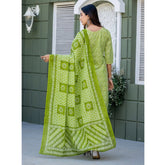 Generic Women's Cotton Blend Printed Kurti With Pant Dupatta Set (Parrot)